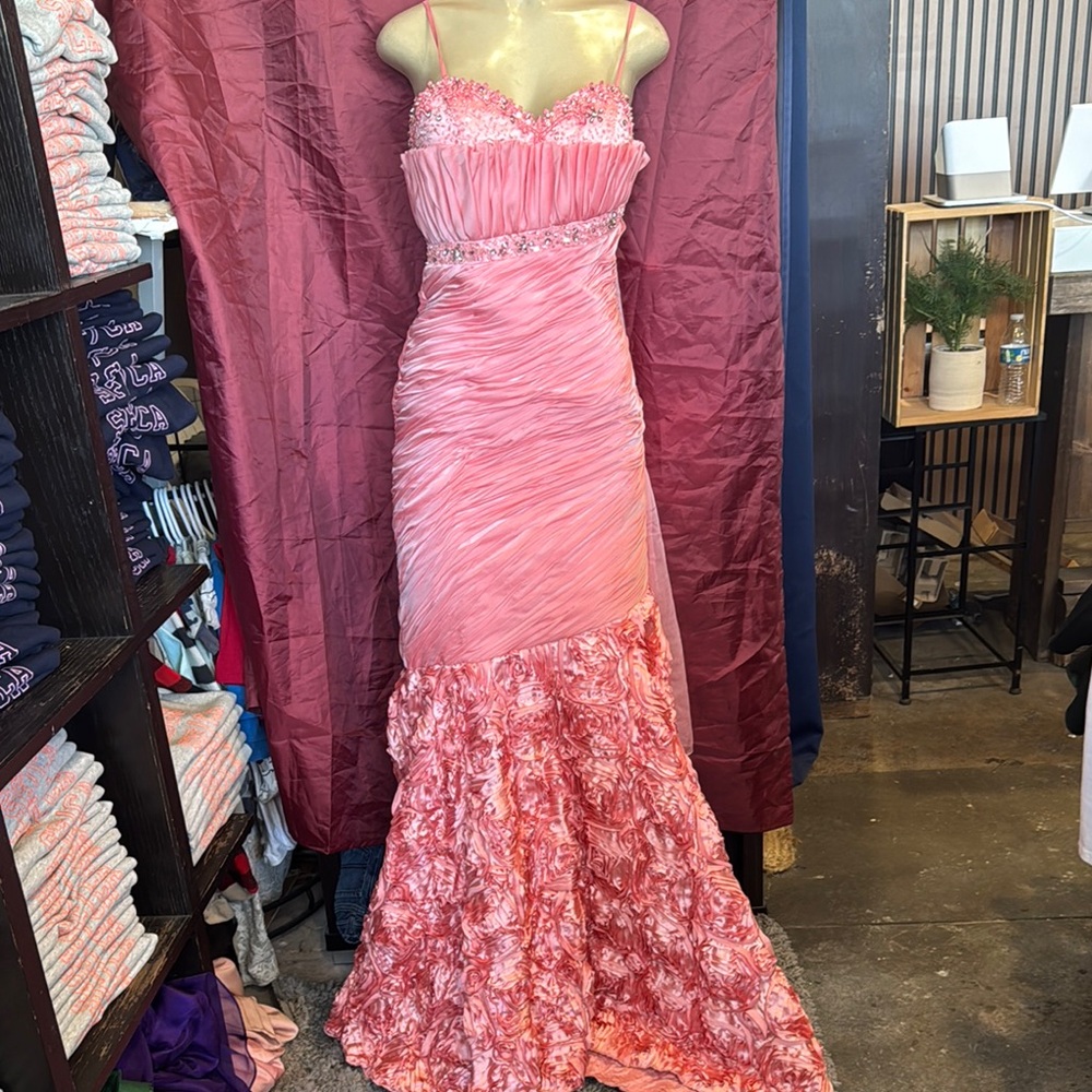 Elegant Pink Evening Gown